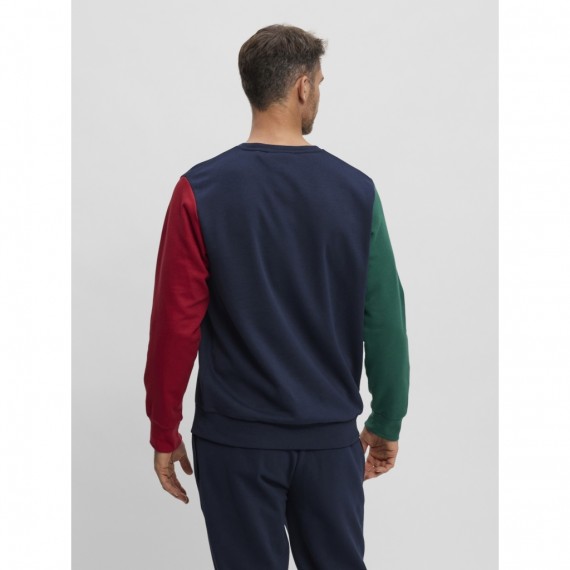 RedGreensweatshirt-055