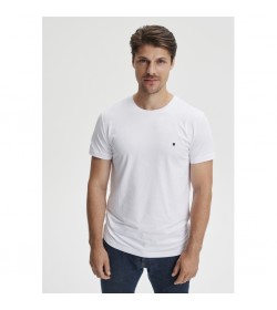 RedGreentshirtWhite-20